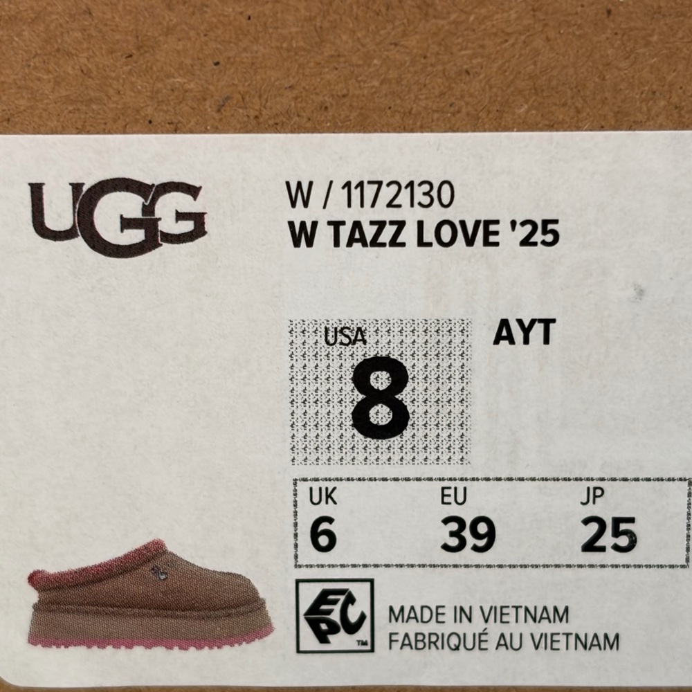 UGG Brown and Pink Tazz Love 25 Slip-Ons
Limited edition - Picture 3 of 14